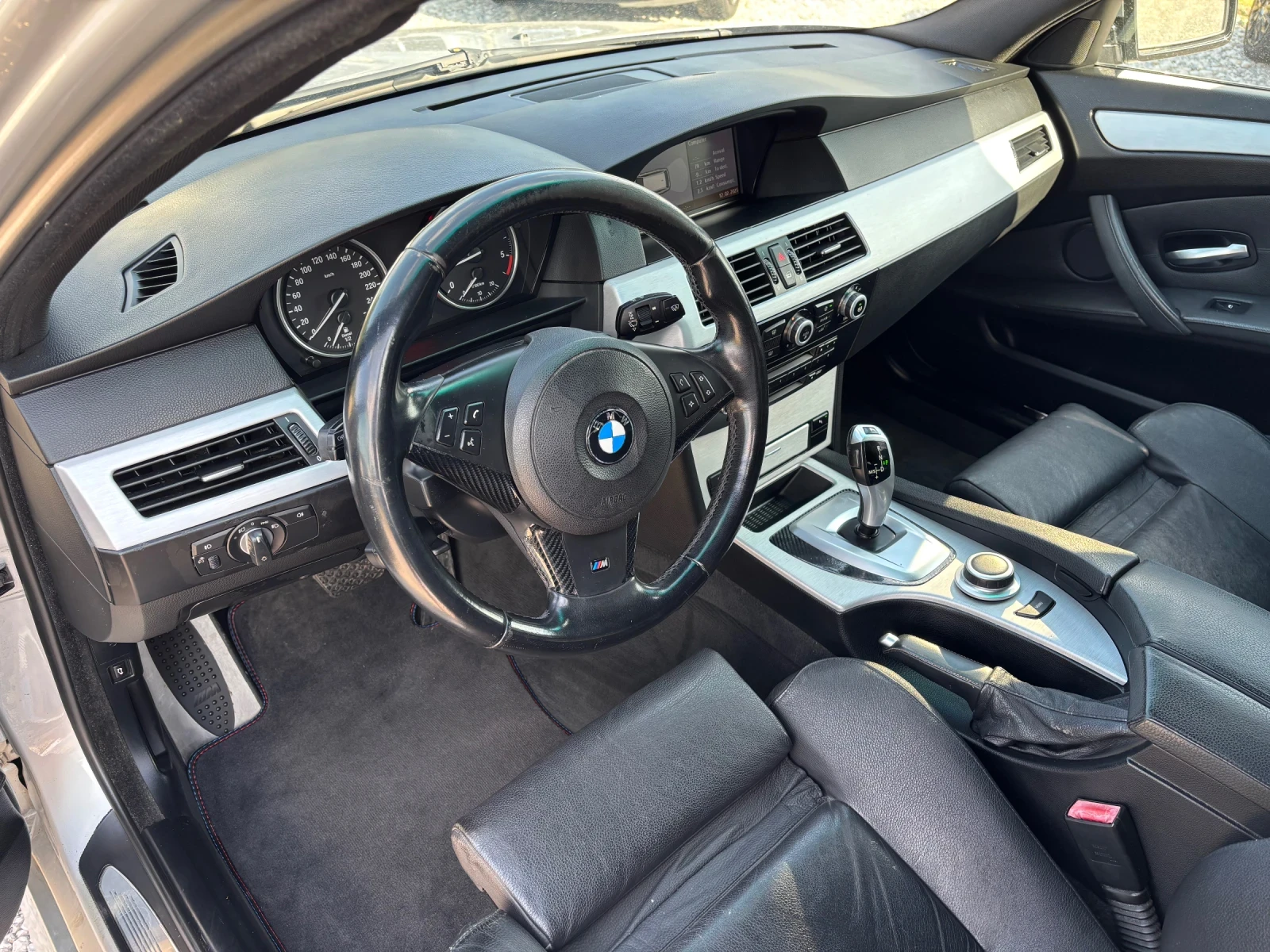 BMW 530 530Д/хDrive/235 коня/М-пакет/Панорама - изображение 9