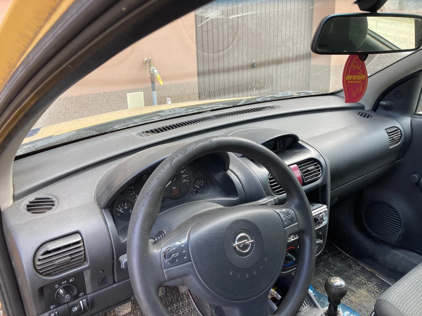 Opel Corsa 1.0 i - изображение 5