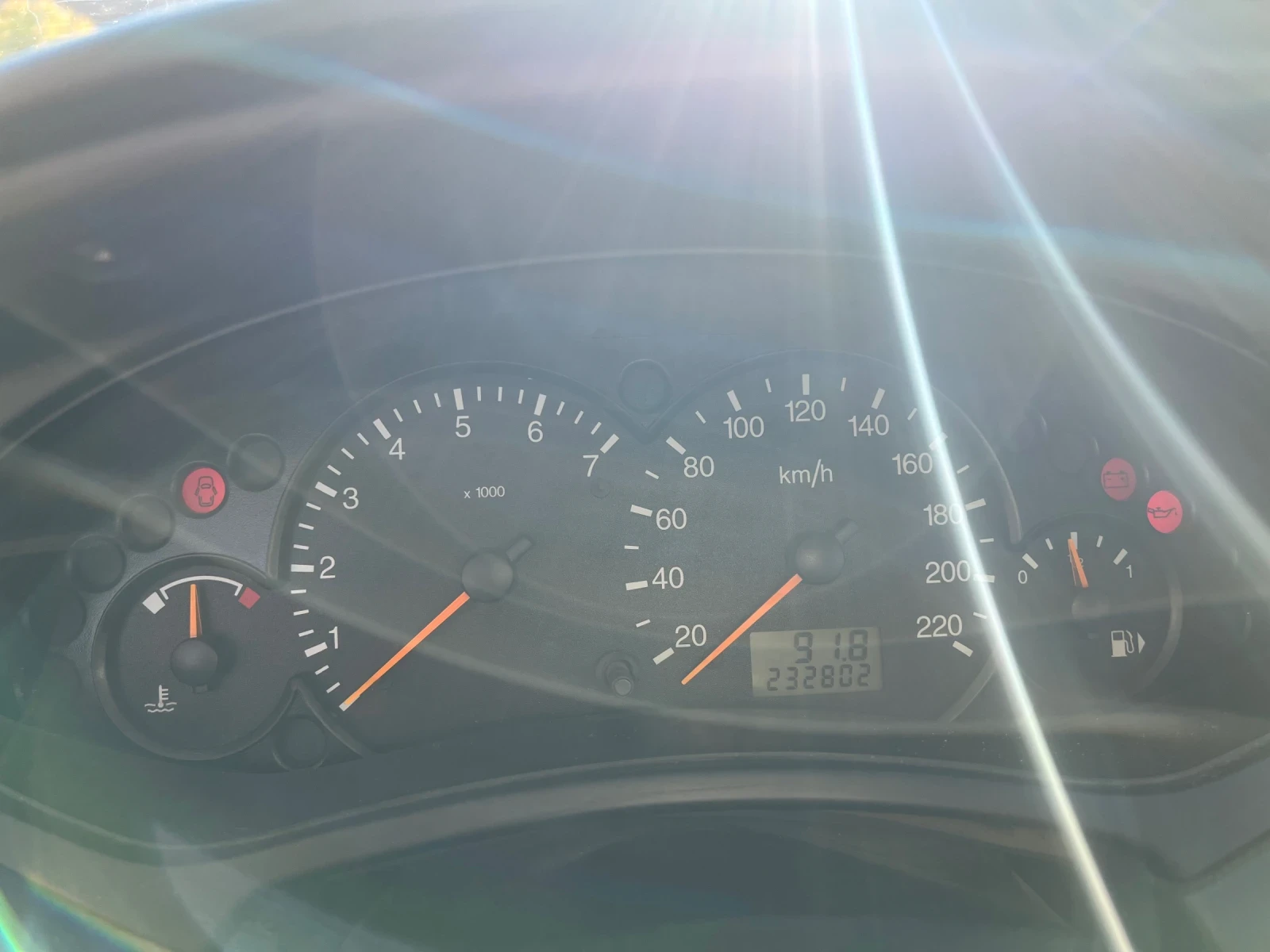 Ford Focus 1.6i ГАЗ - изображение 10