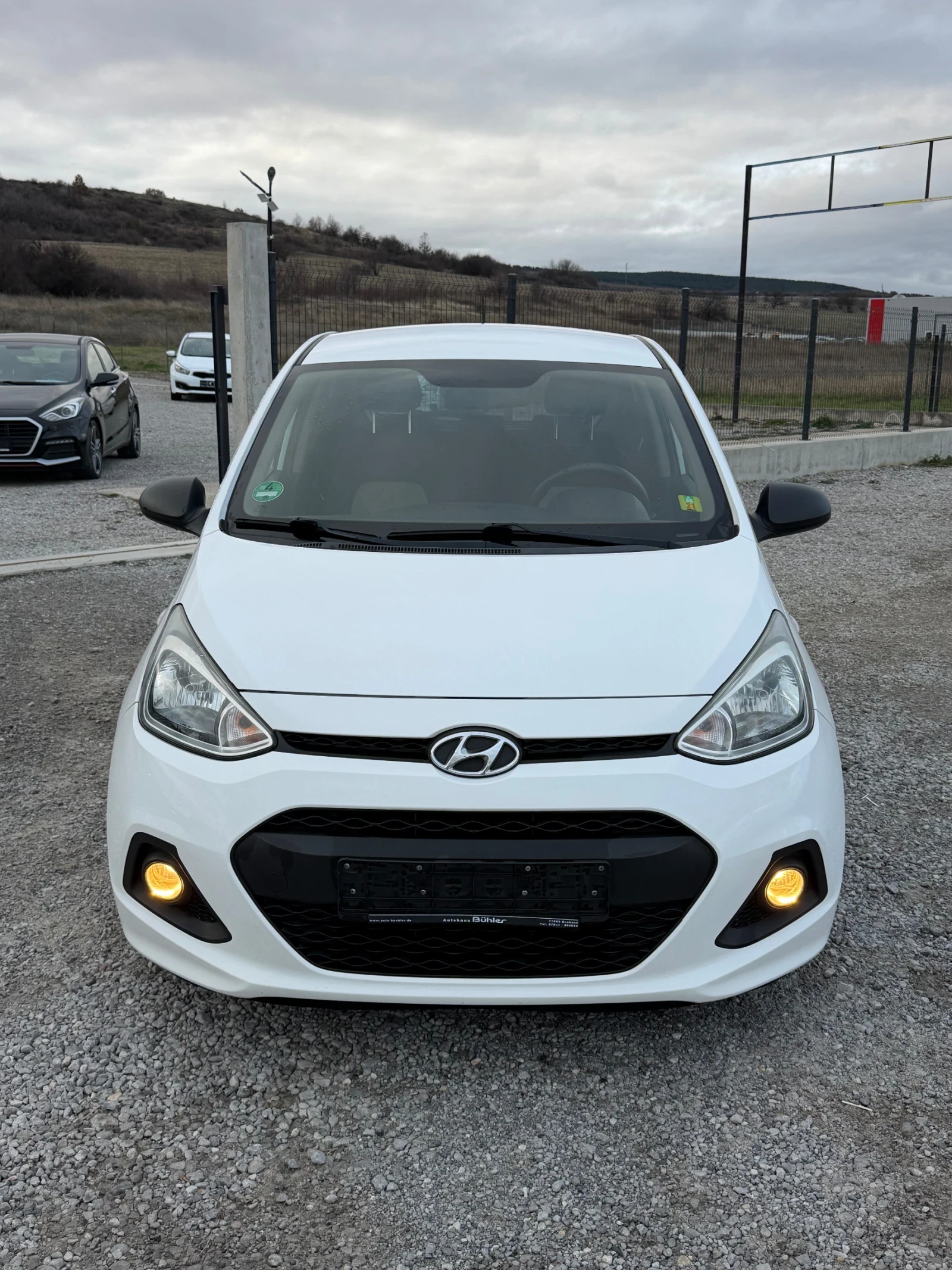 Hyundai I10 1.0i * 106k km* EURO 6 TUV  - изображение 3