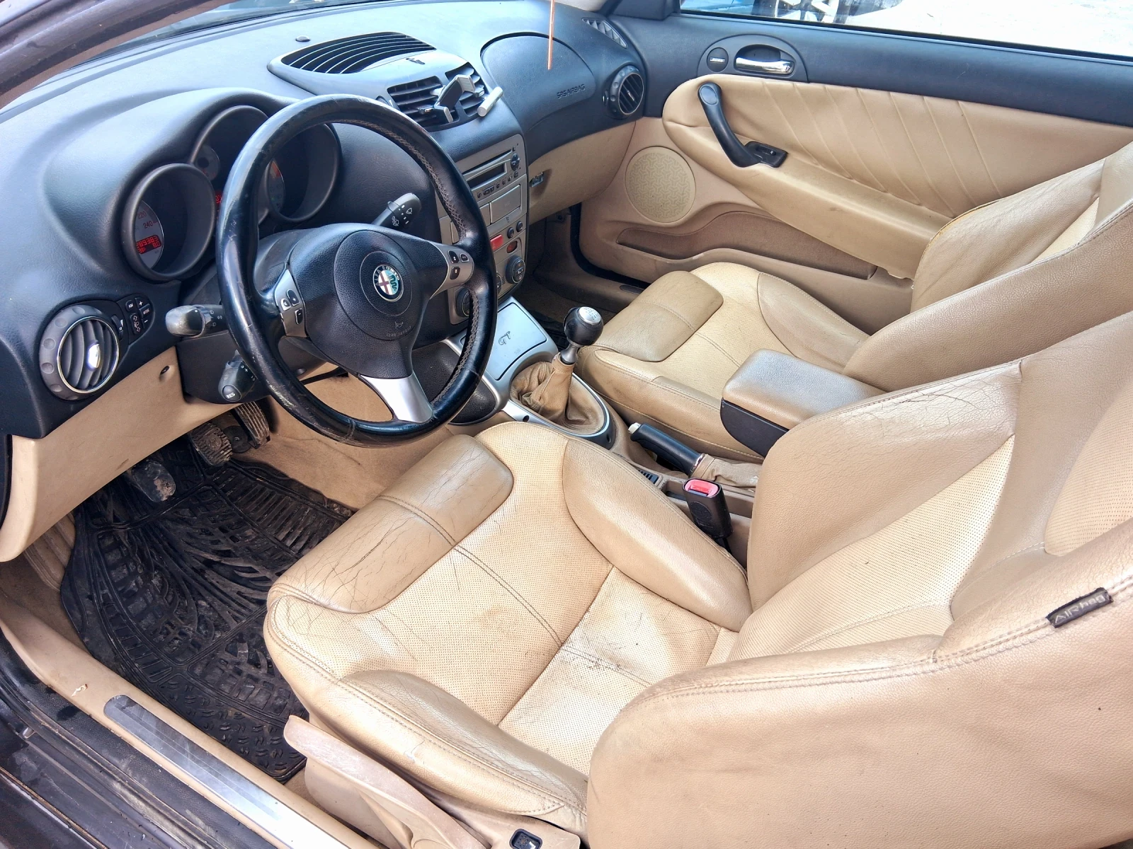 Alfa Romeo Gt 1.9 GT Дизел - изображение 10