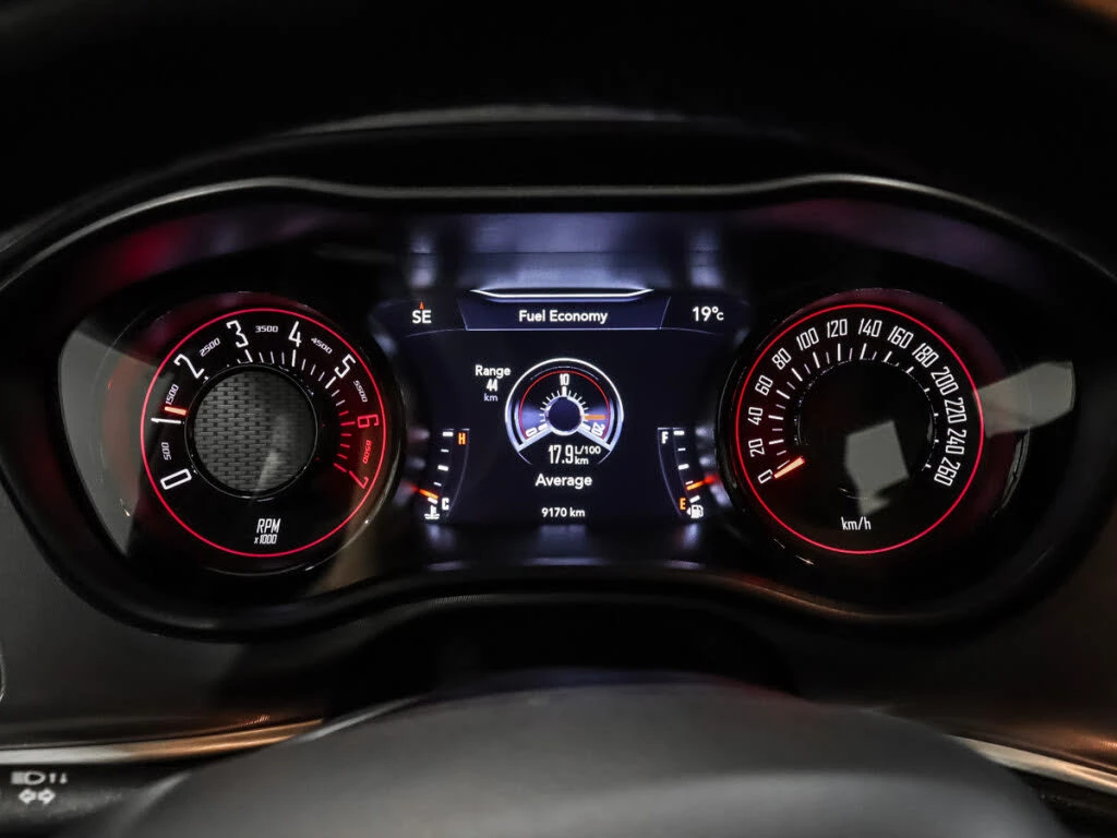 Dodge Challenger RWD | Mobile.bg � ����������� 12