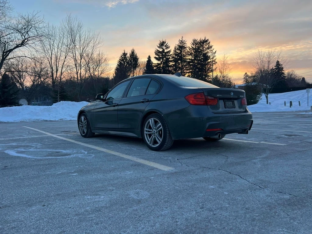 BMW 335 * 335i xDrive * CARFAX * ���� �� �� | Mobile.bg � ����������� 10