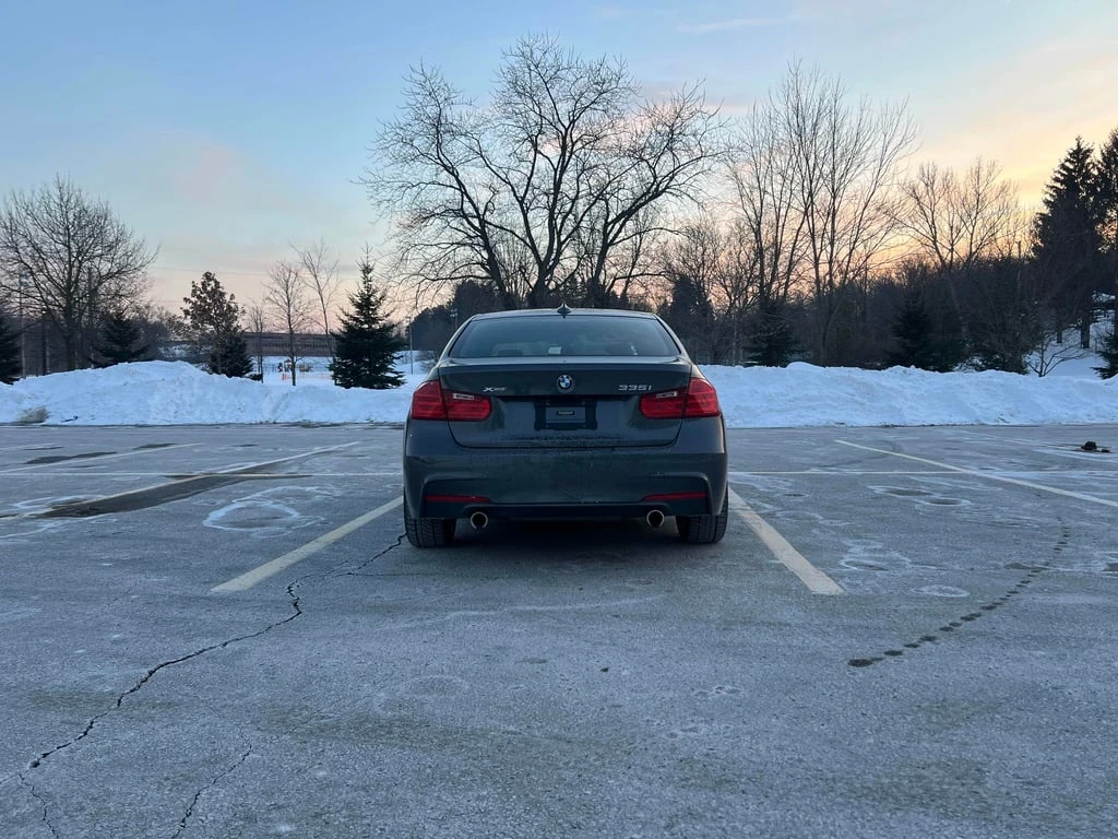 BMW 335 * 335i xDrive * CARFAX * ���� �� �� | Mobile.bg � ����������� 4