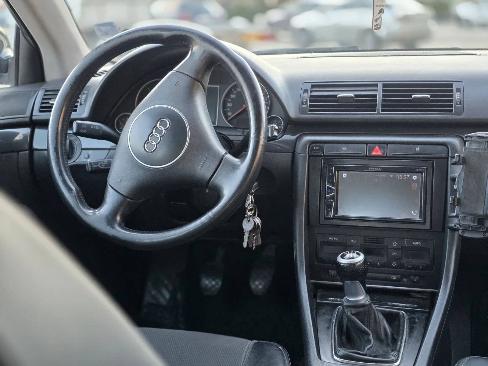 Audi A4 1.9  131кс. 6ск. - изображение 4