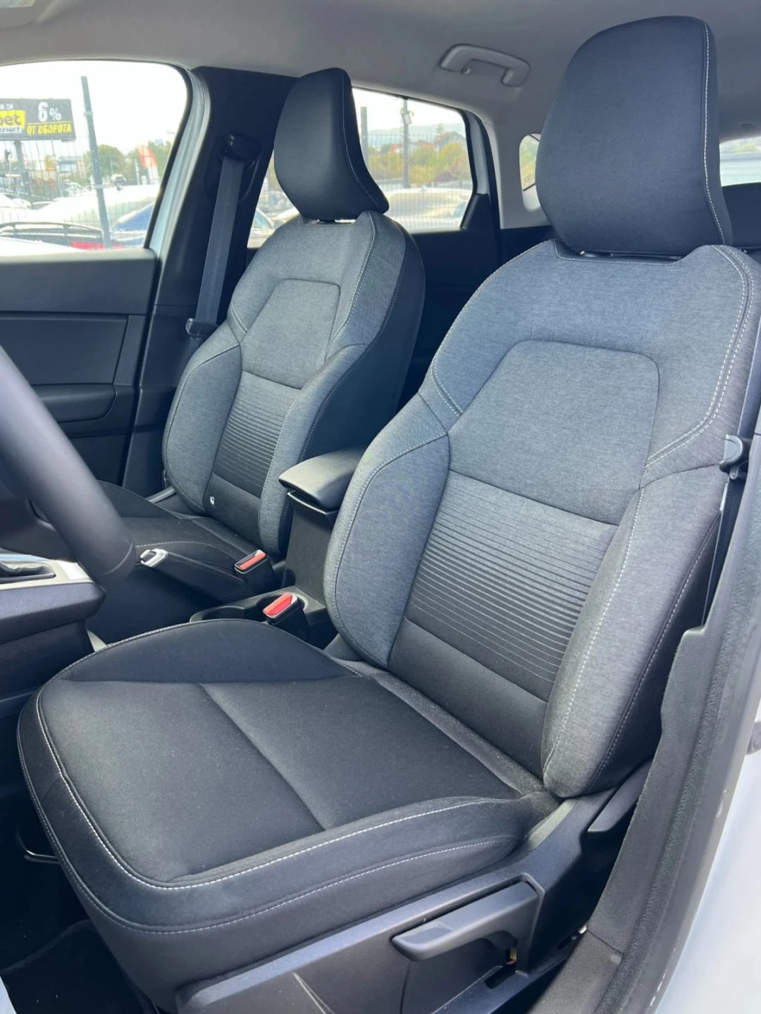 Renault Captur 14900kmПОДГРЕВ - изображение 7