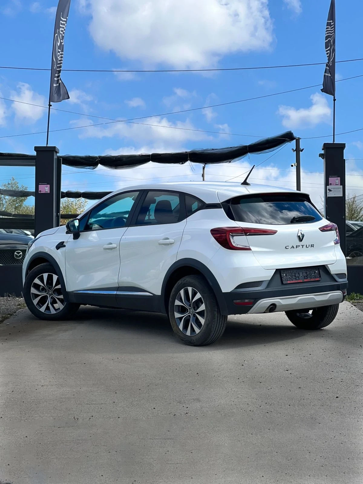 Renault Captur 14900kmПОДГРЕВ - изображение 6