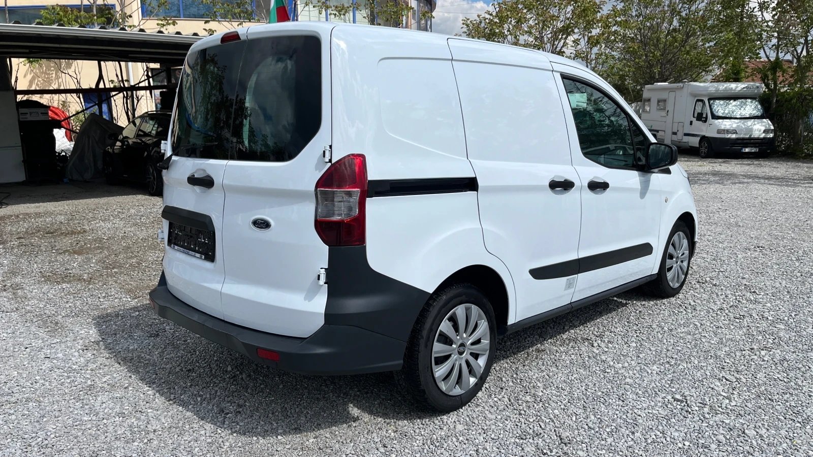 Ford Courier EURO 6 100 кс., снимка 4 - Автомобили и джипове - 53687308