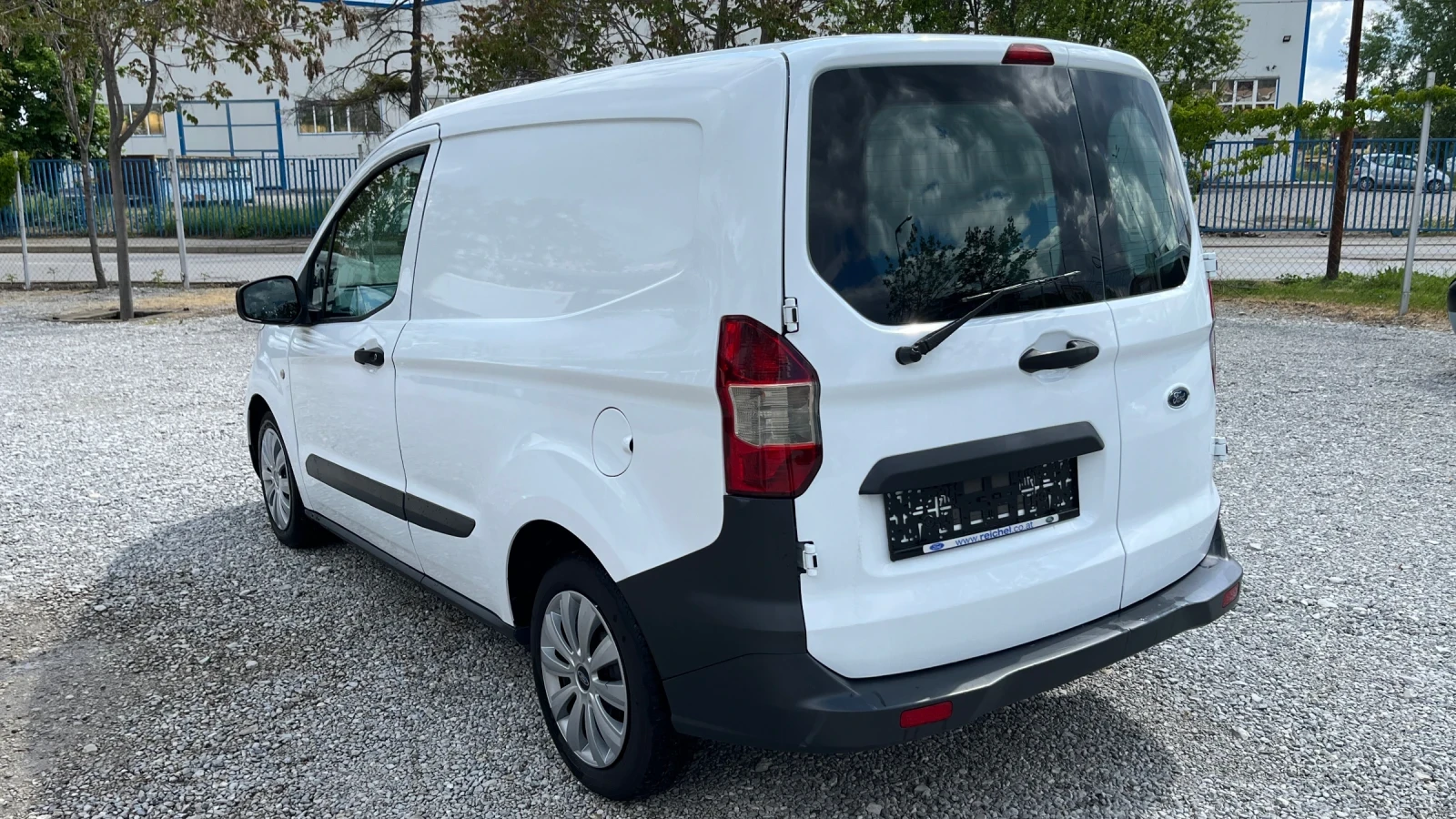 Ford Courier EURO 6 100 кс., снимка 3 - Автомобили и джипове - 53687308
