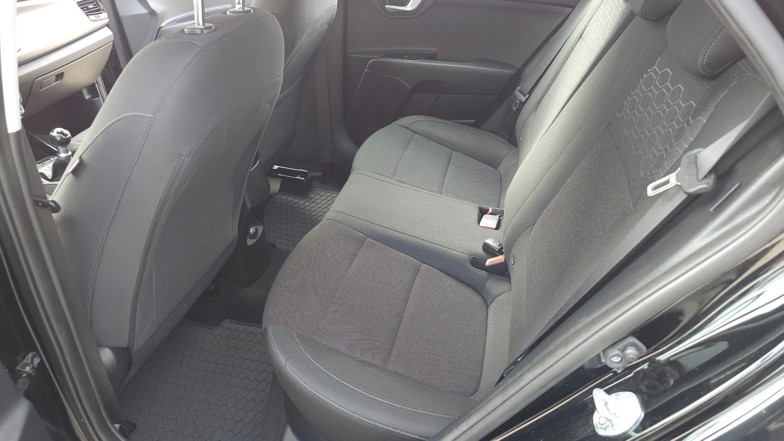 Kia Rio 1.2i ТОП!!!, снимка 9 - Автомобили и джипове - 53714474