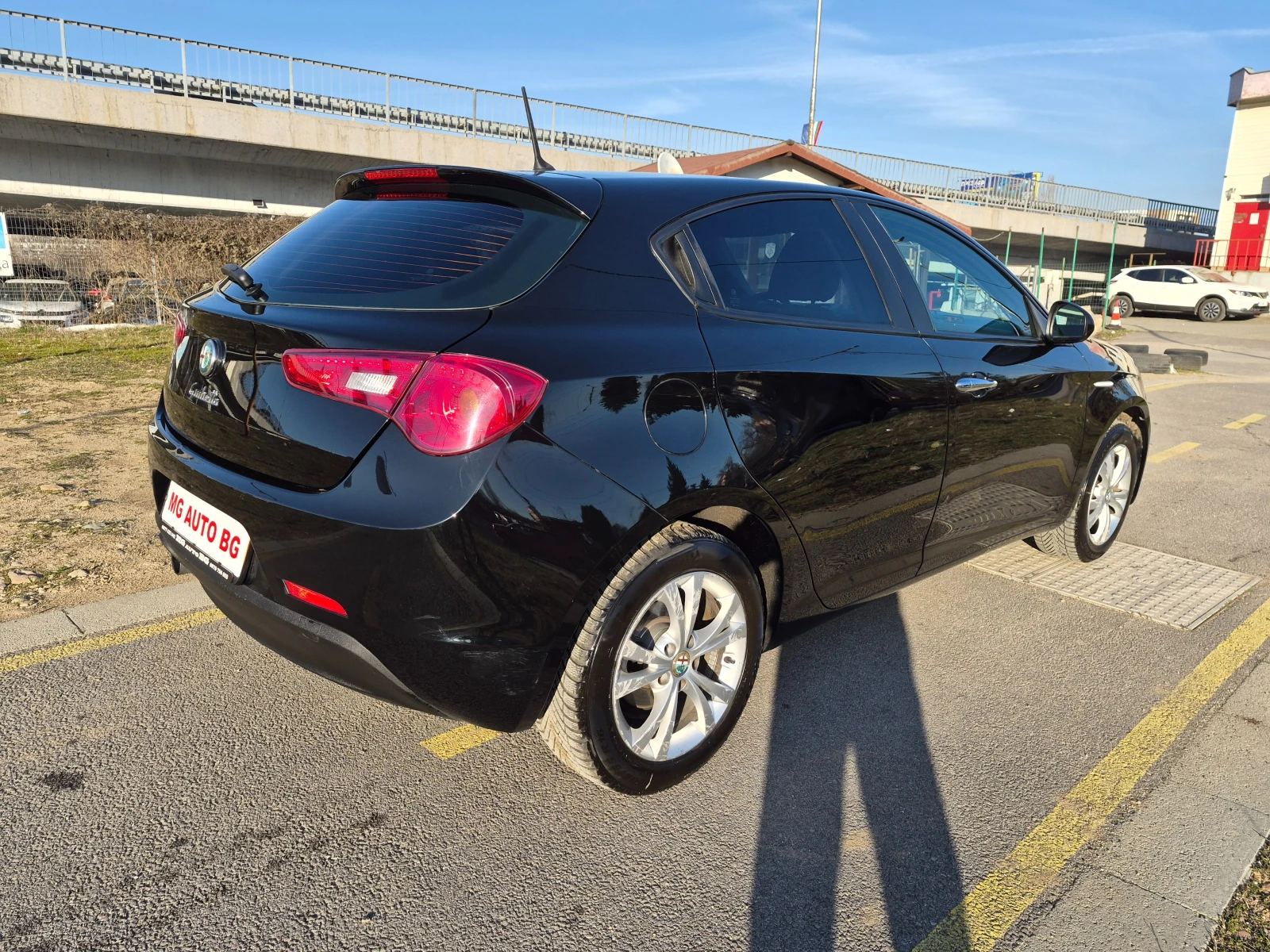 Alfa Romeo Giulietta 1.4т  газ/бензин, снимка 7 - Автомобили и джипове - 53828693