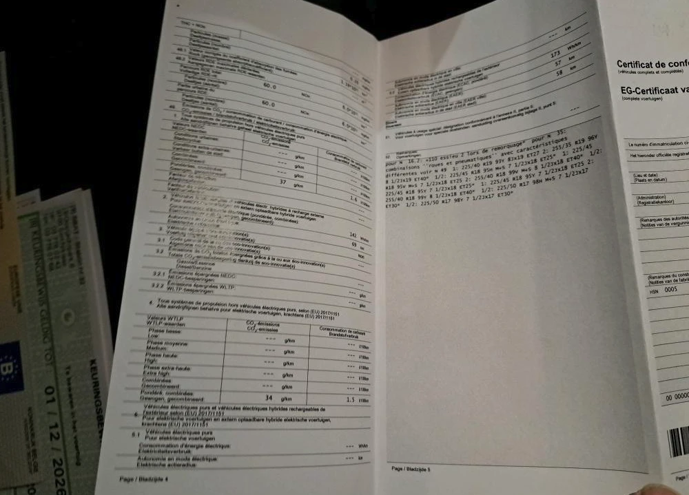 BMW 330 Plug-In Hybrid M-Sport, снимка 12 - Автомобили и джипове - 53865139