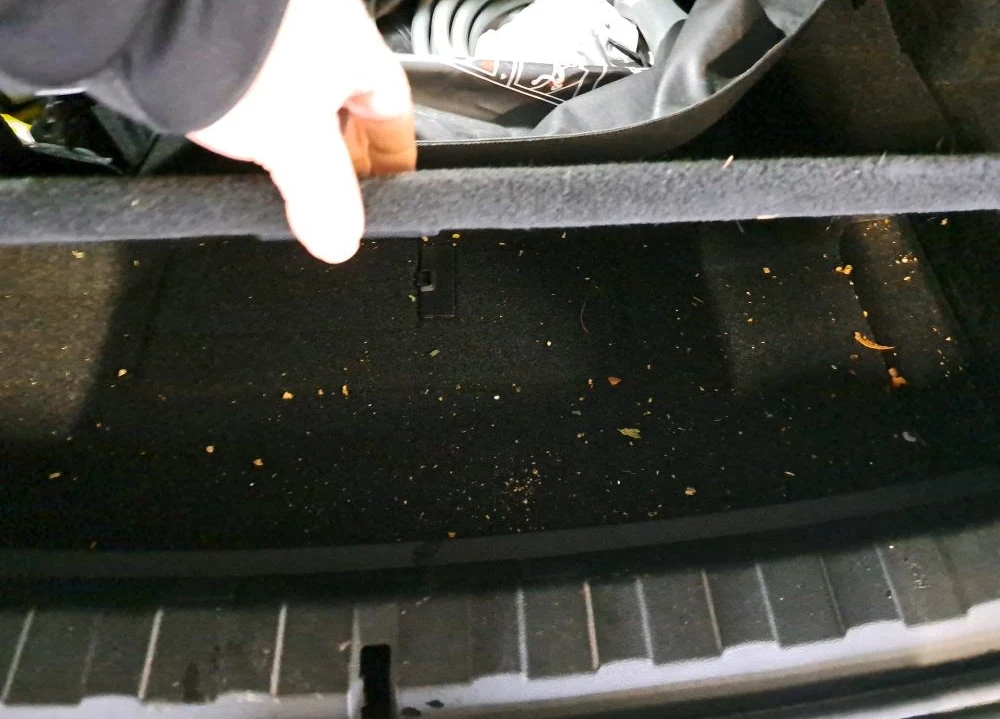 BMW 330 Plug-In Hybrid M-Sport, снимка 8 - Автомобили и джипове - 53865139