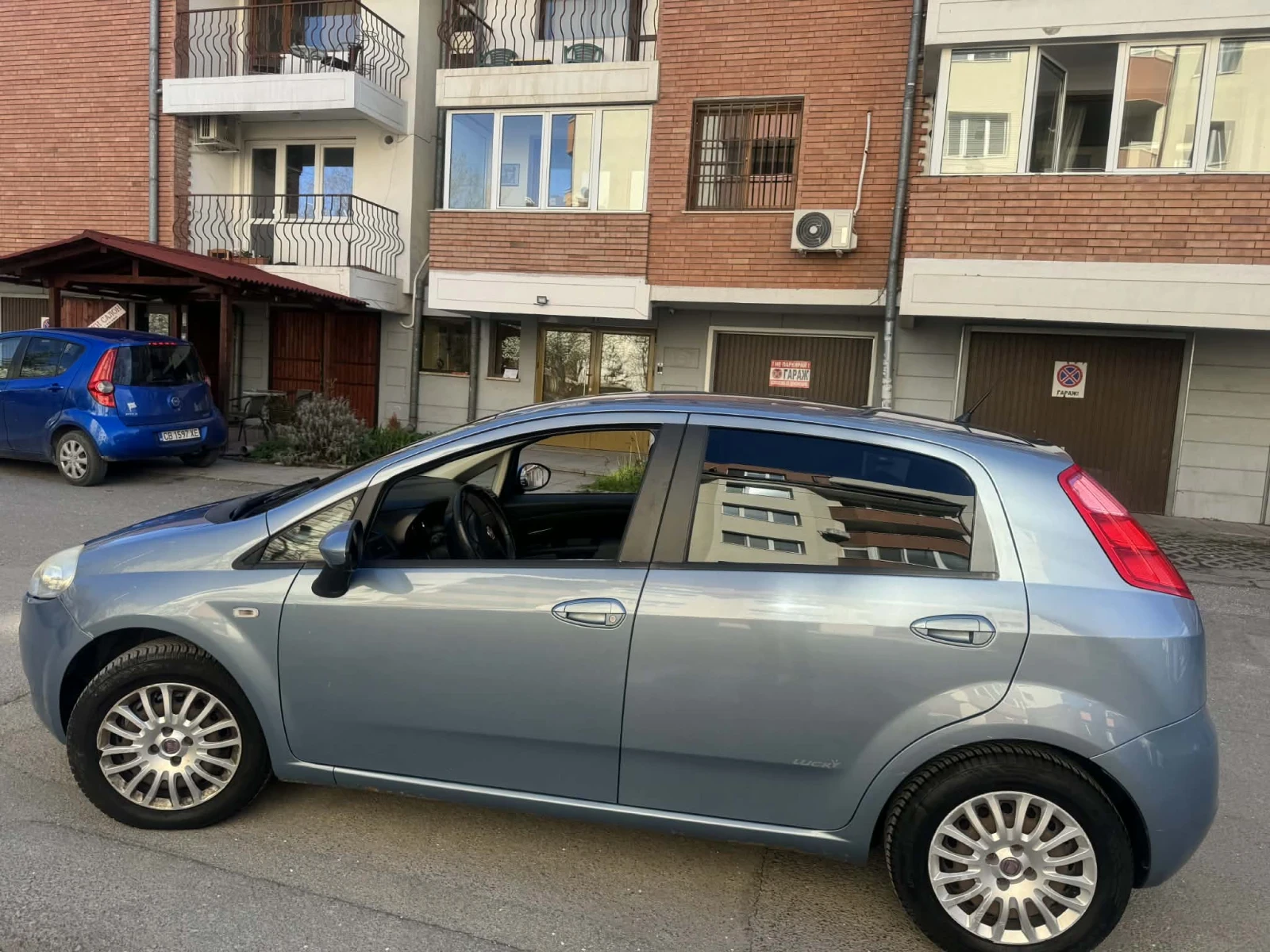 Fiat Punto, снимка 2 - Автомобили и джипове - 54120351