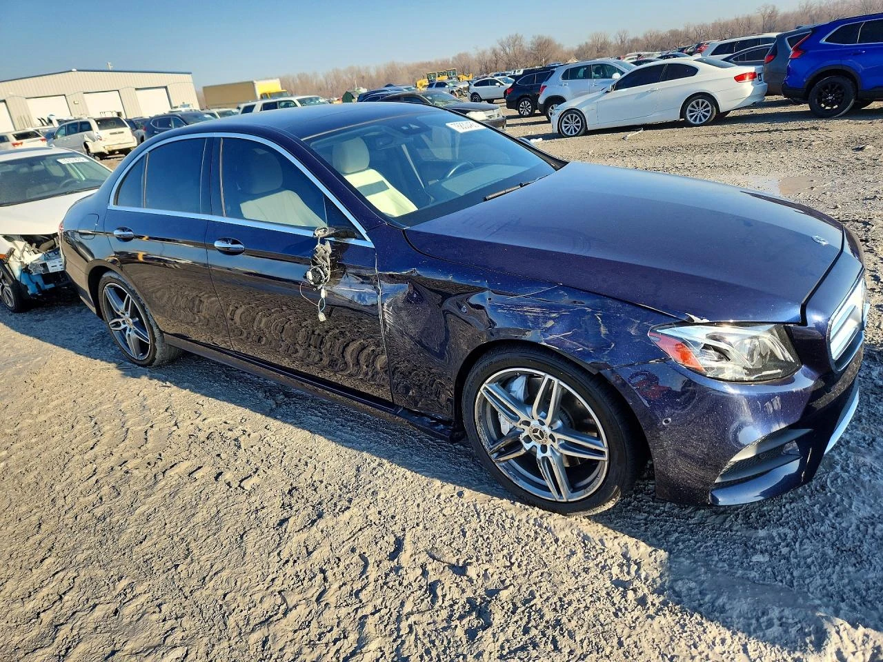 Mercedes-Benz E 300 E300| Digital Cockpit| 4Matic| Burmeister| 240ЕВРО, снимка 4 - Автомобили и джипове - 54424317
