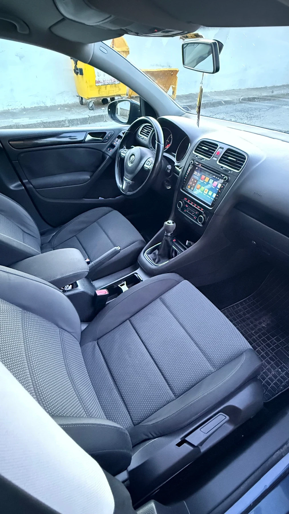 VW Golf 2.0tdi 140kc, снимка 8 - Автомобили и джипове - 54722799