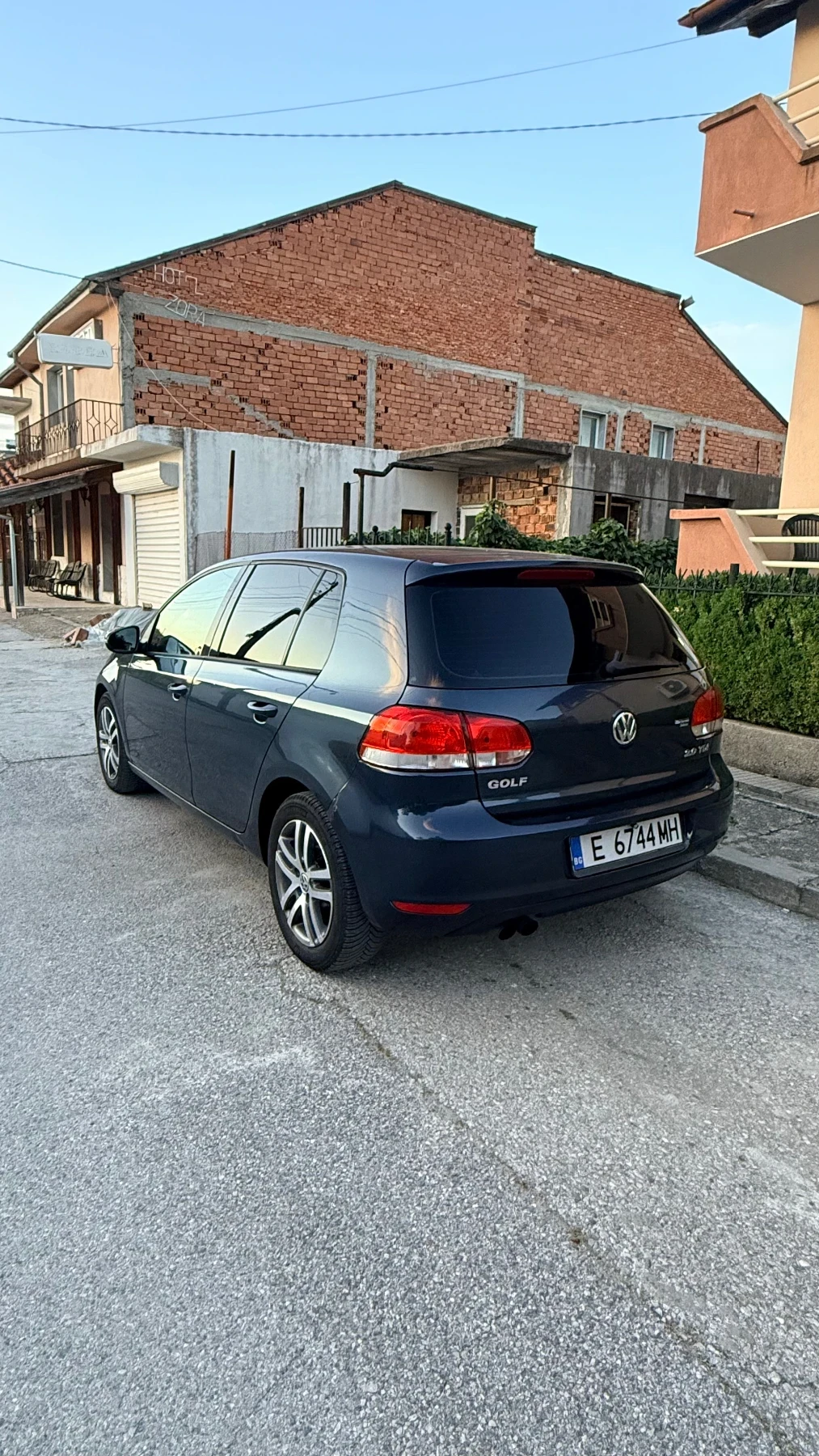 VW Golf 2.0tdi 140kc, снимка 3 - Автомобили и джипове - 54722799