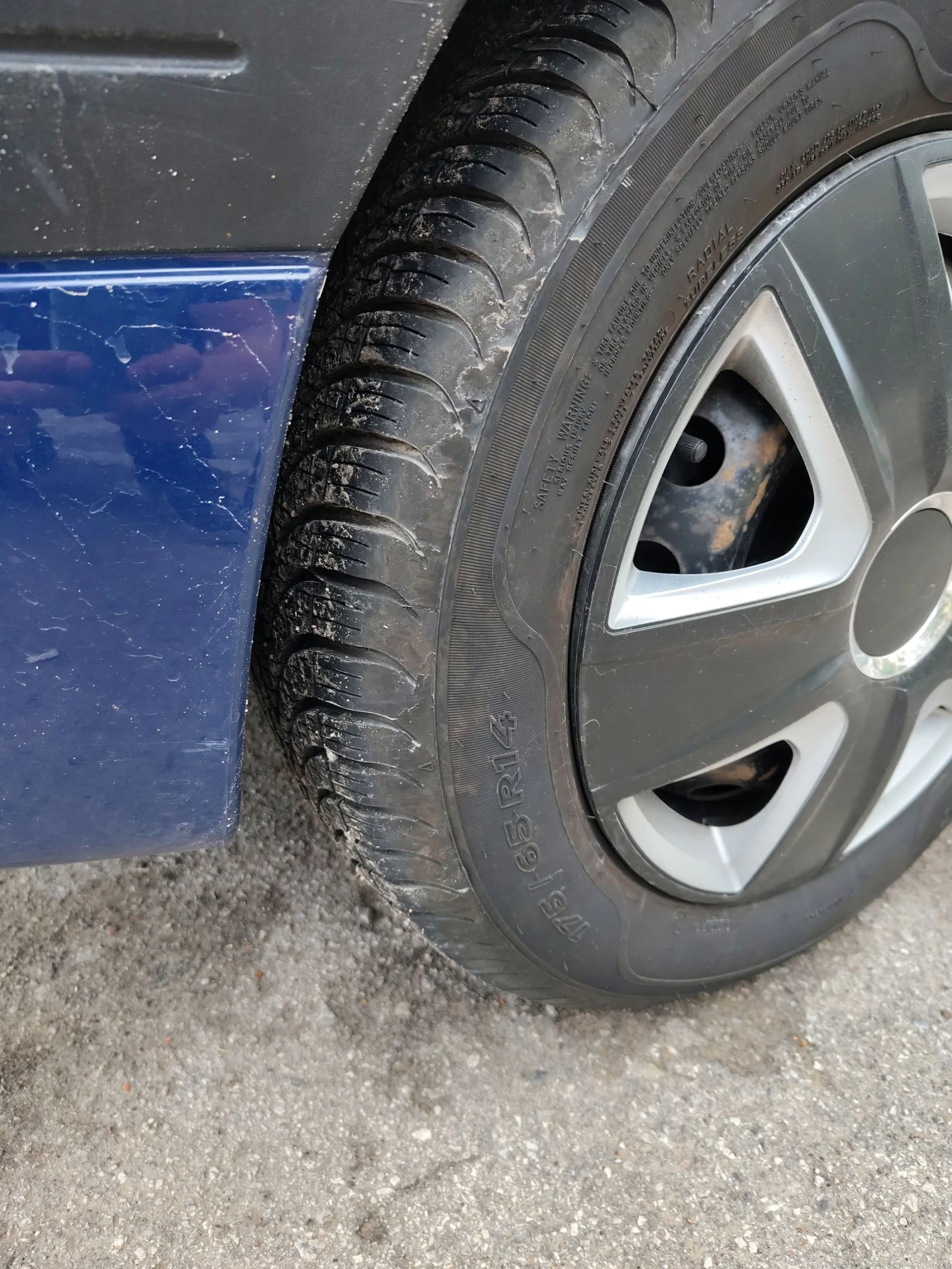 Renault Clio, снимка 2 - Автомобили и джипове - 54749575