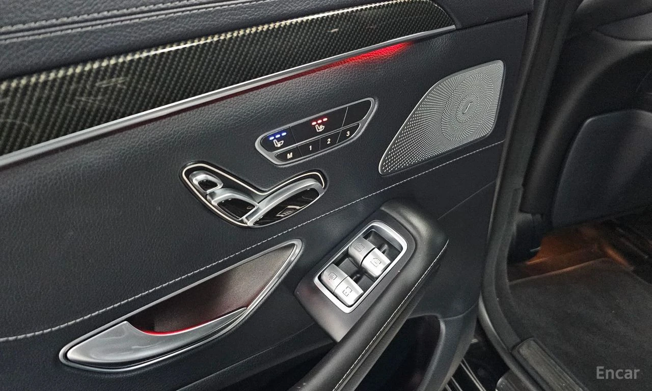 Mercedes-Benz S 63 AMG 4MATIC* 3D* BURMESTER* ДИСТРОНИК* ОБДУХВАНЕ* МАСАЖ, снимка 16 - Автомобили и джипове - 55105878