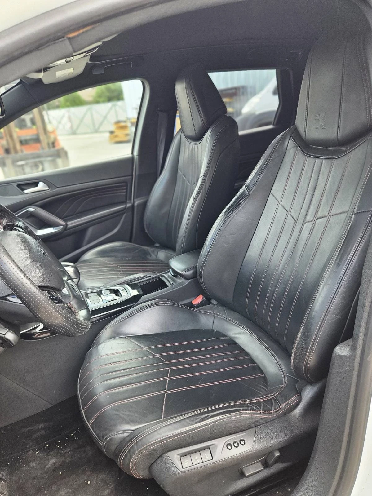 Peugeot 308 2.0HDi GT-180кс, снимка 6 - Автомобили и джипове - 55203216