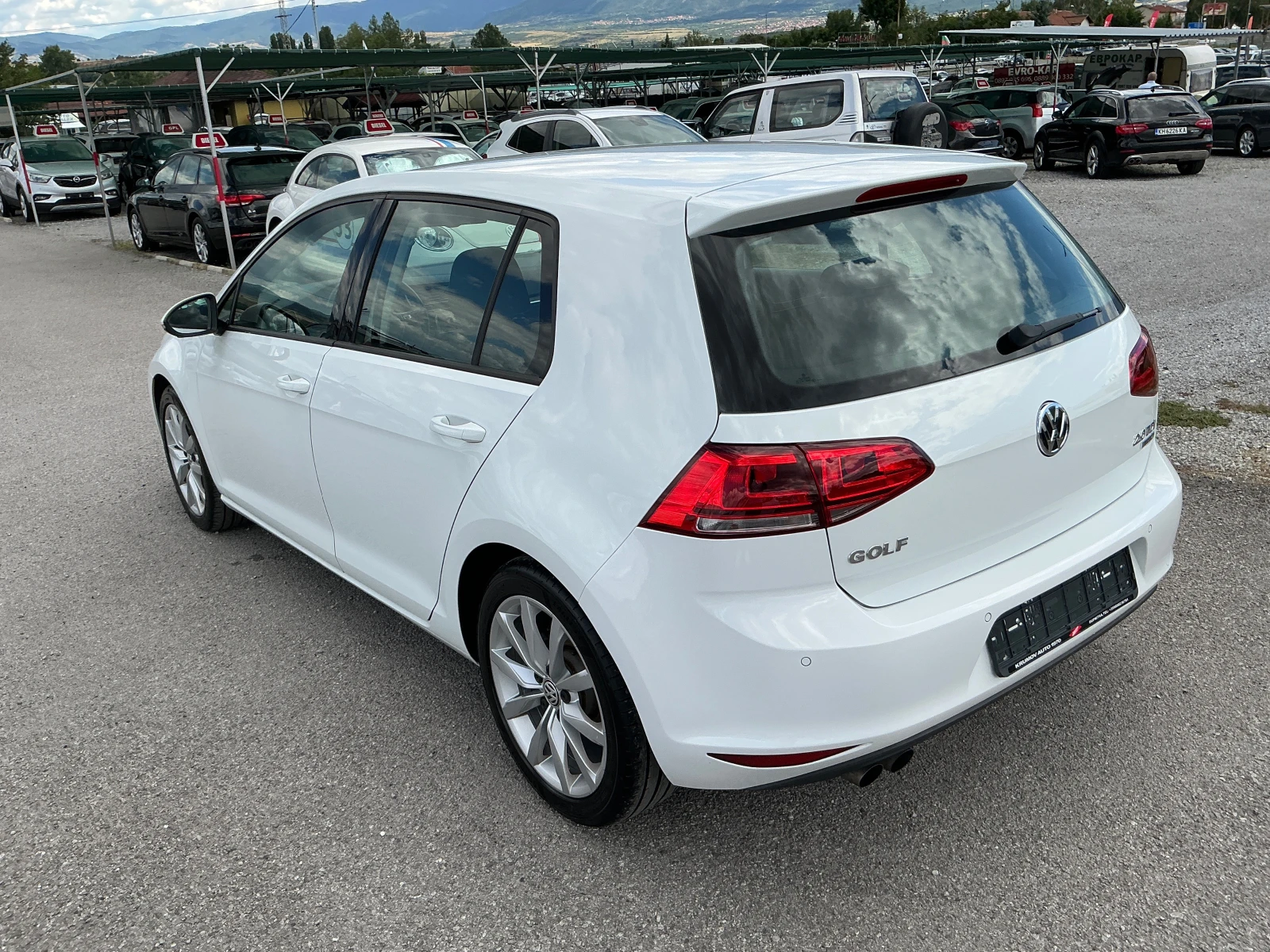 VW Golf 2.0 TDI, снимка 5 - Автомобили и джипове - 55415303