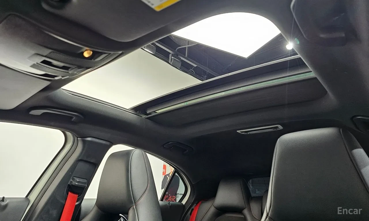 Mercedes-Benz A45 AMG PANAMERICANA / ПАНОРАМА / АЛКАНТАРА / CARBON, снимка 15 - Автомобили и джипове - 55903007