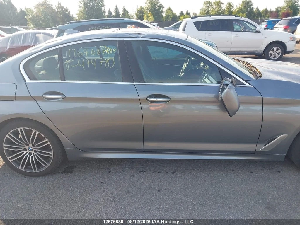BMW 540 D * XDRIVE * CARFAX * ОПЦИЯ ЗА ФИНАНСИРАНЕ, снимка 13 - Автомобили и джипове - 55988816