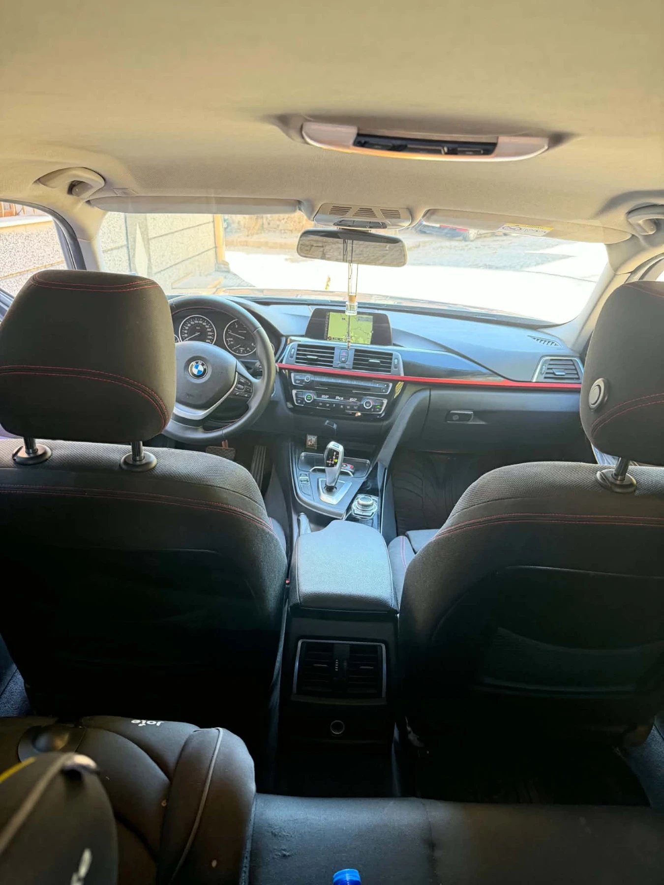 BMW 320 F31 М-пакет Sport Line , снимка 11 - Автомобили и джипове - 56072006