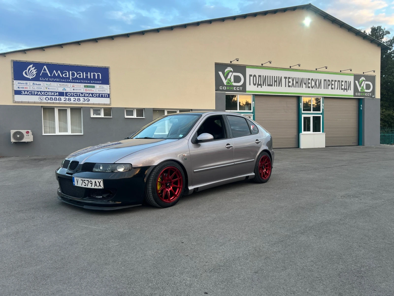 Seat Leon, снимка 5 - Автомобили и джипове - 56155047