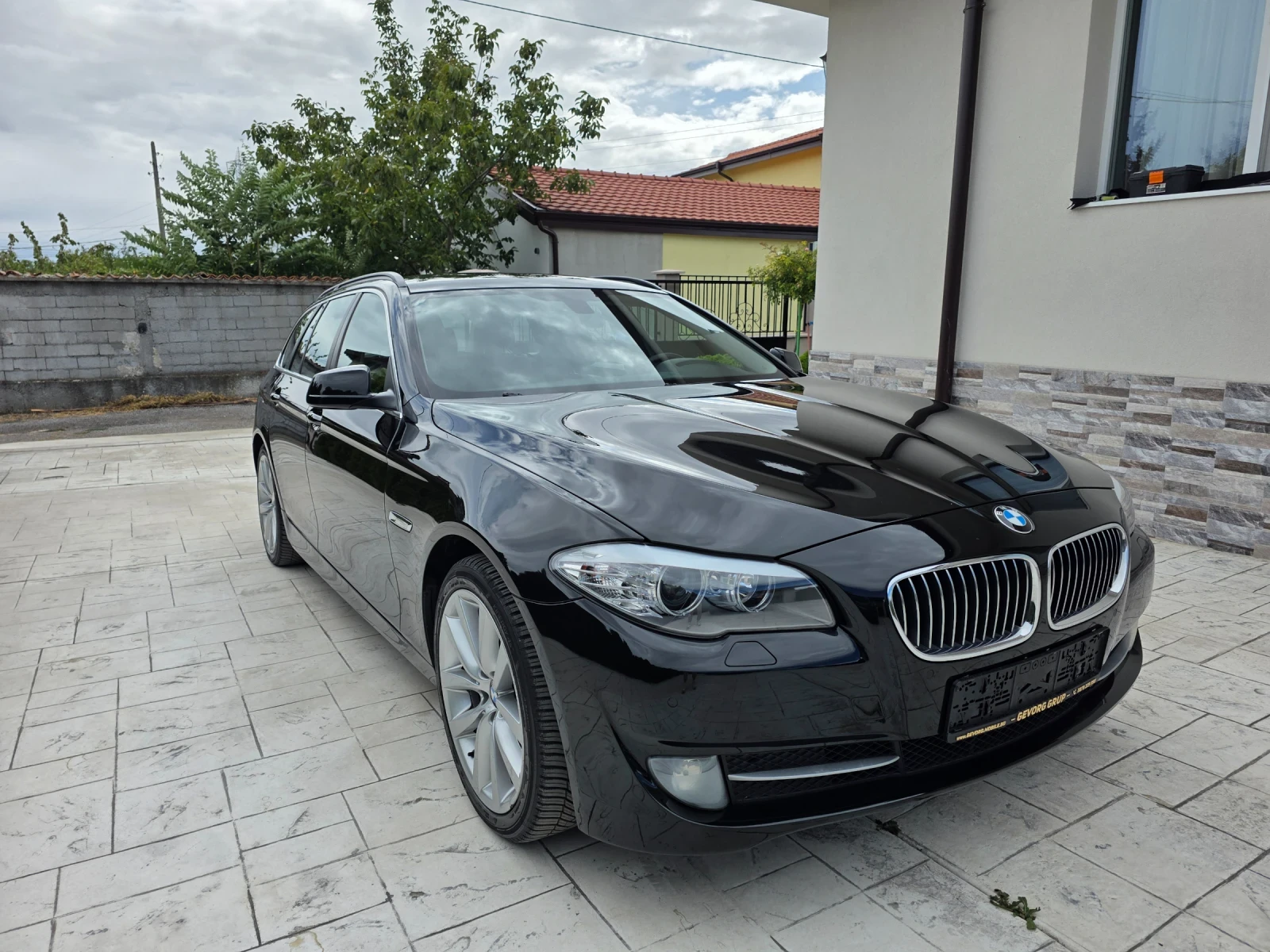 BMW 520 2.0 D AVTO KOJA, снимка 3 - Автомобили и джипове - 56201172