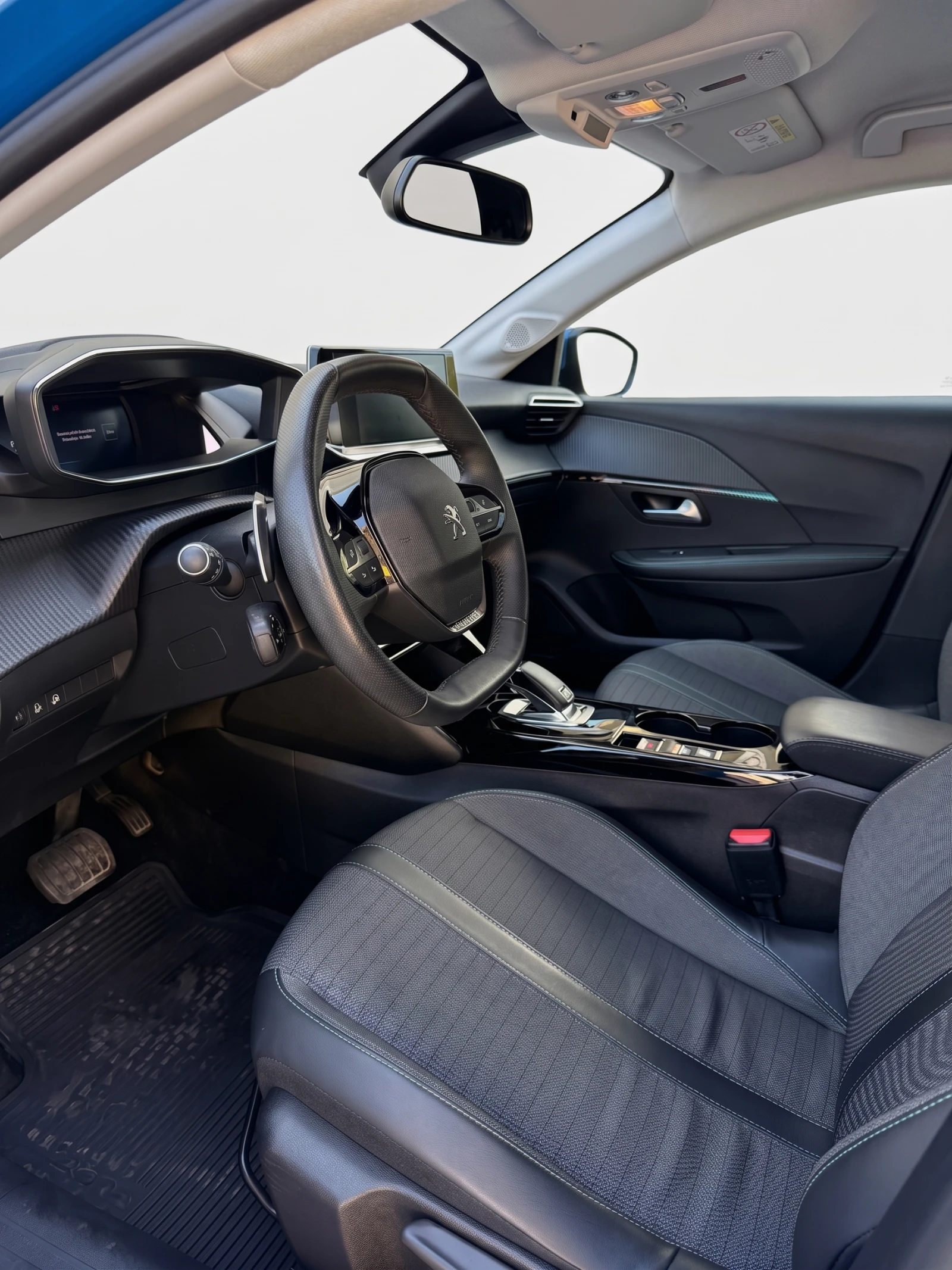 Peugeot 208 New Line Up ALLURE PACK 1.2 PureTech 130 EAT8, снимка 3 - Автомобили и джипове - 56223416