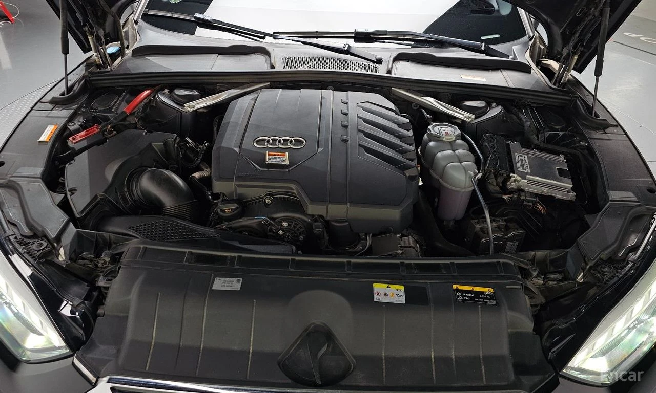 Audi A5 40TFSI* MATRIX* S* LINE* ОБДУХВАНЕ* ХЕДЪП* ДИСТРОН, снимка 17 - Автомобили и джипове - 56307592
