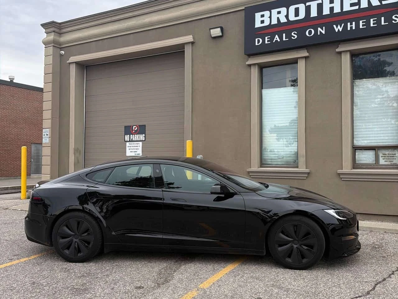 Tesla Model S * AWD * CARFAX * KEYLESS * ������� *  | Mobile.bg � ����������� 4
