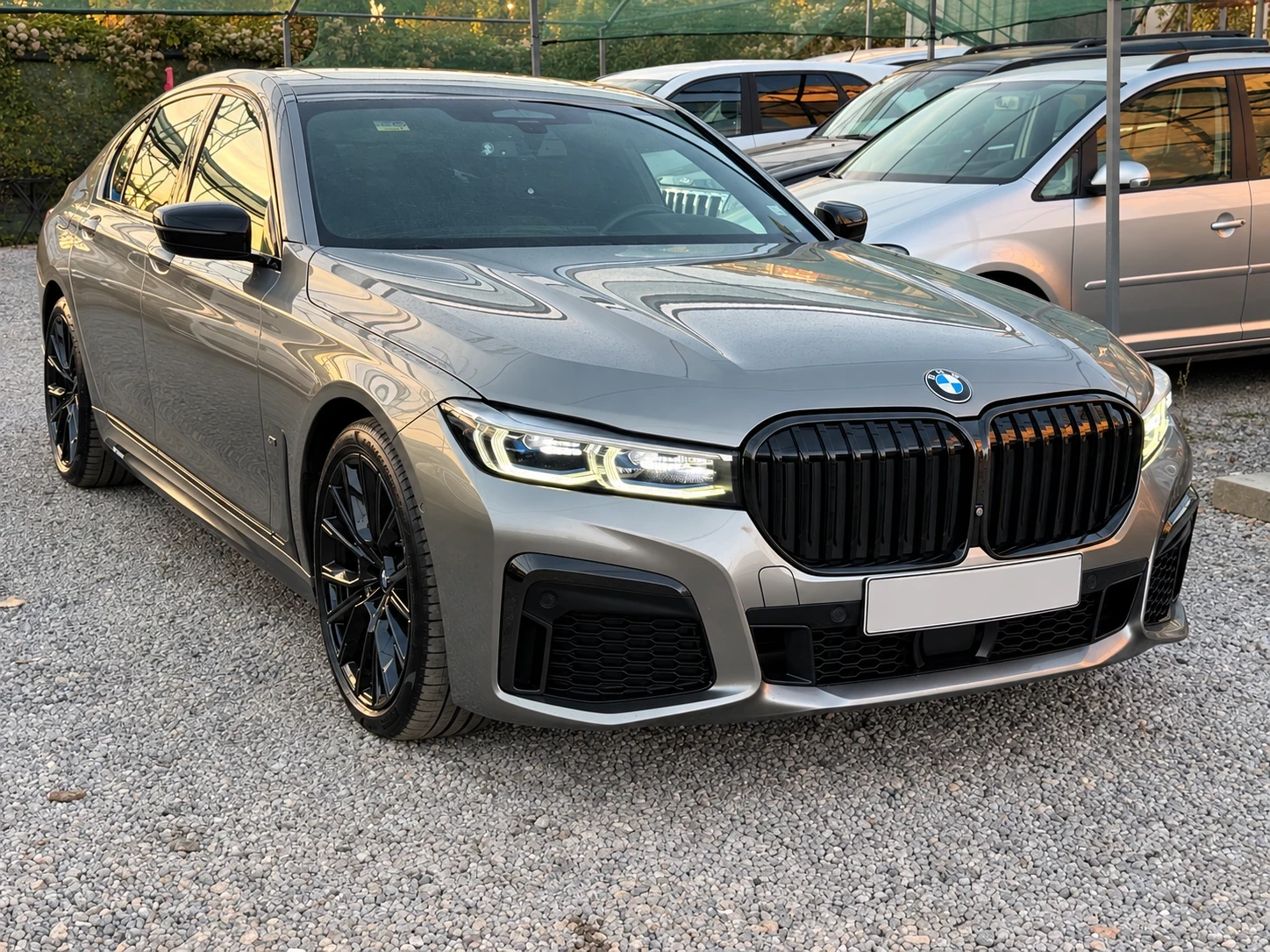 BMW 740 BMW 740 X-Drive* Full M-Pack* Head-up* 360 Cam* La
