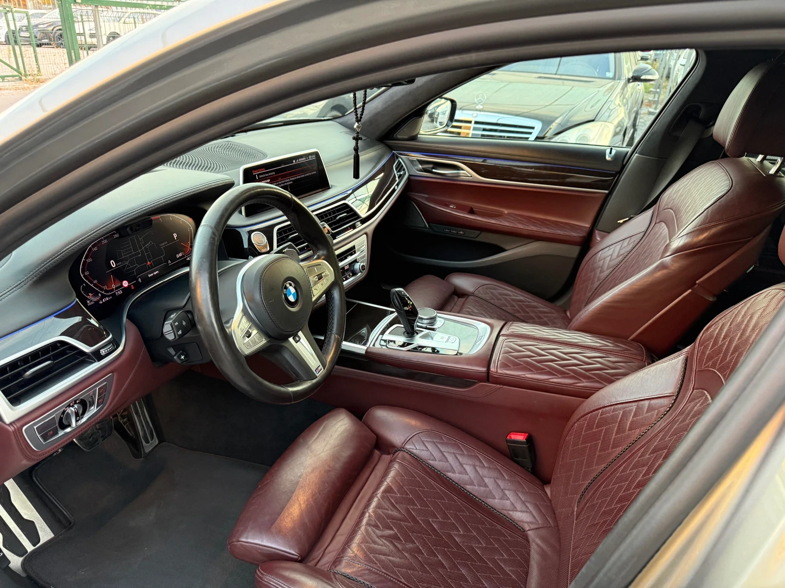 BMW 740 BMW 740 X-Drive* Full M-Pack* Head-up* 360 Cam* La | Mobile.bg � ����������� 7