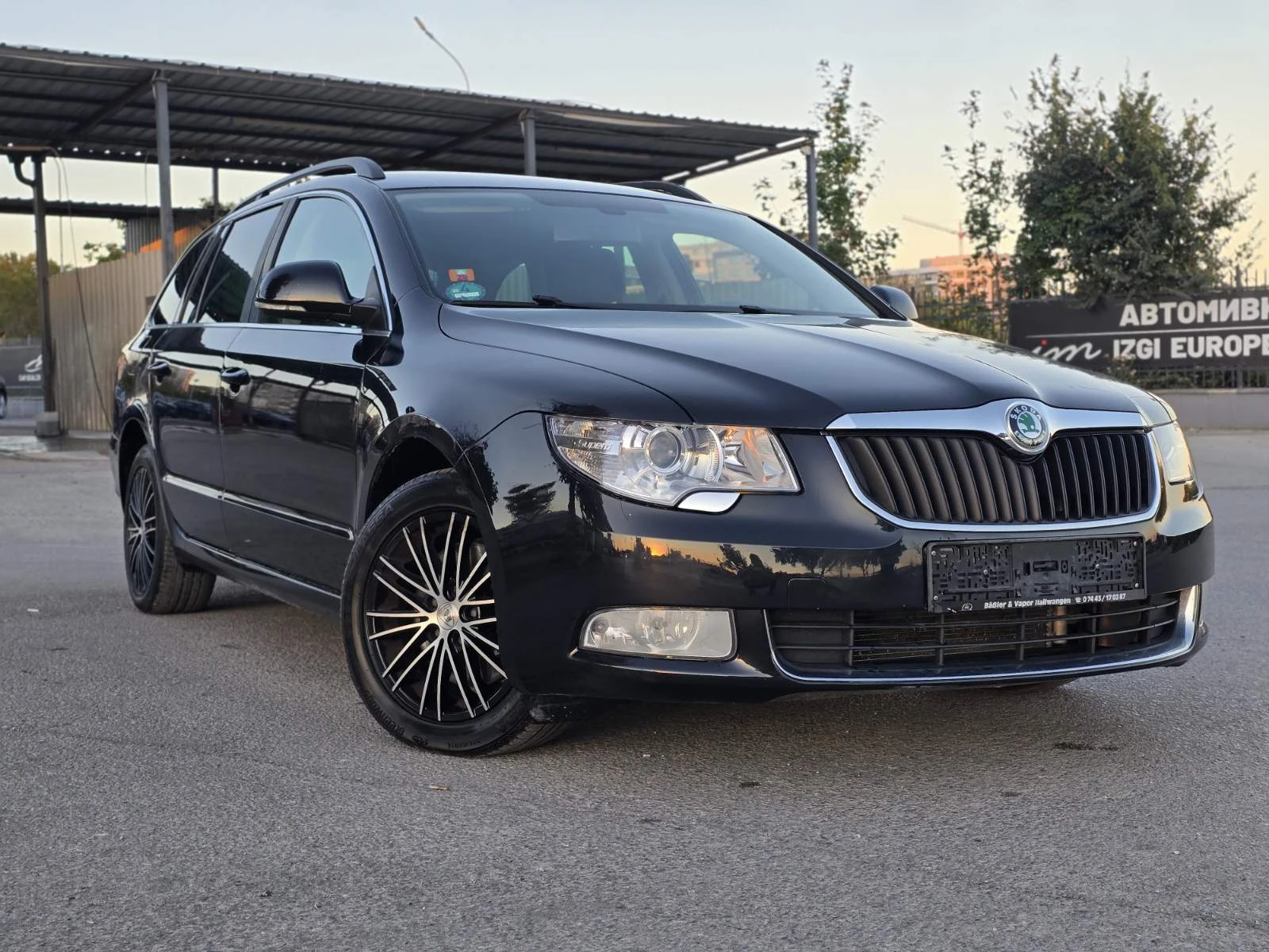 Skoda Superb ТОП/2.0TDI-DSG/NAVI/, снимка 4 - Автомобили и джипове - 56673710