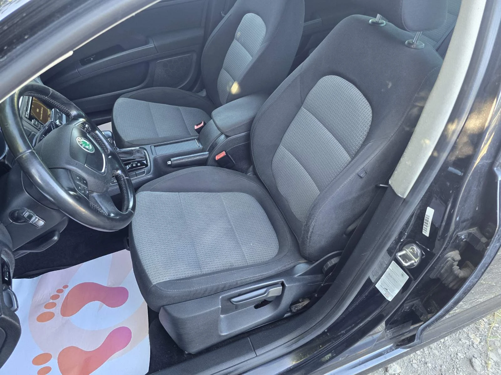 Skoda Superb ТОП/2.0TDI-DSG/NAVI/, снимка 10 - Автомобили и джипове - 56673710