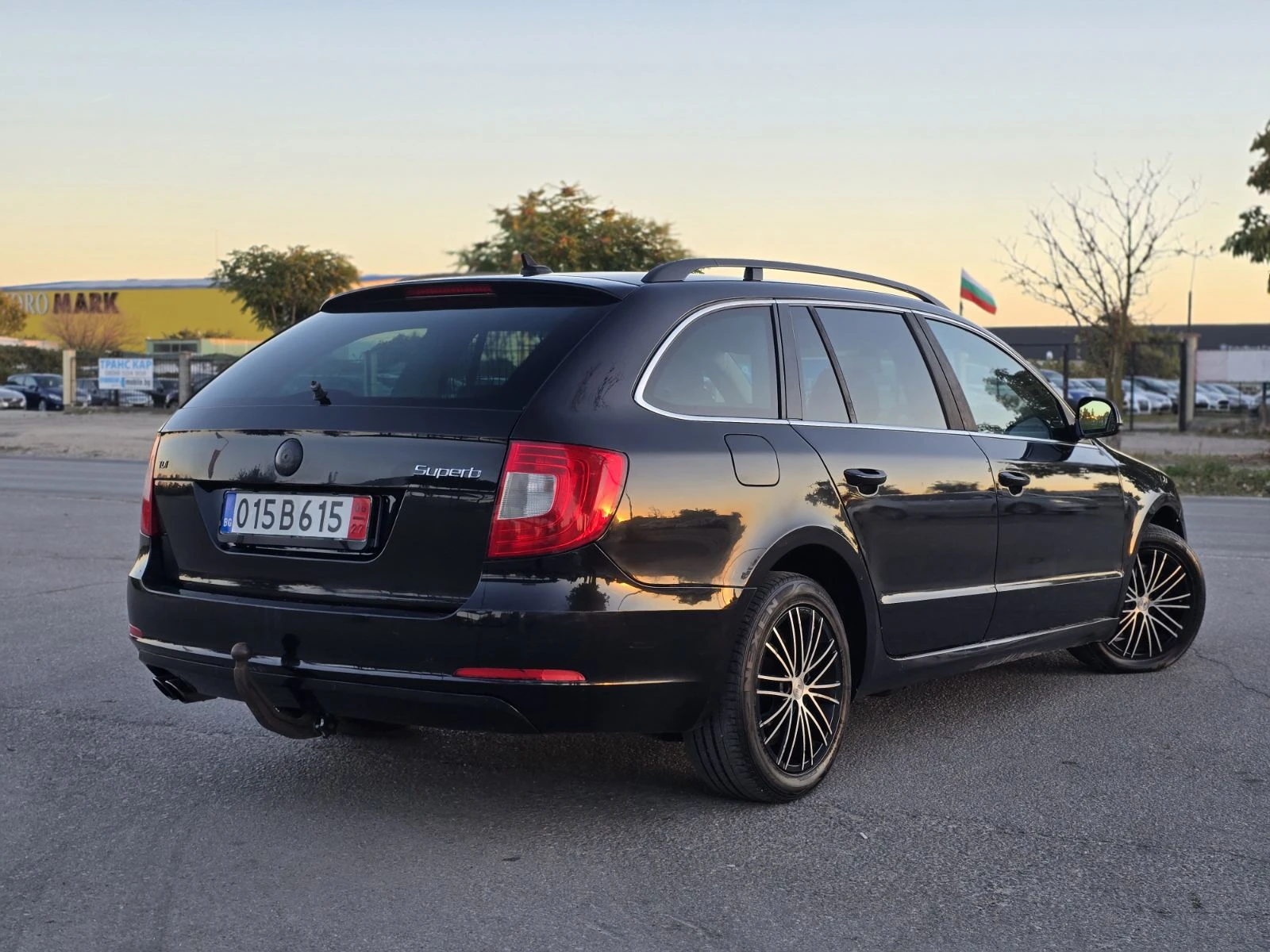 Skoda Superb ТОП/2.0TDI-DSG/NAVI/, снимка 7 - Автомобили и джипове - 56673710