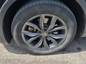 VW Tiguan SE/CARFAX/ПАНО/ПОДГРЕВ/7 МЕСТА/ФИНАНСИРАНЕ, снимка 6