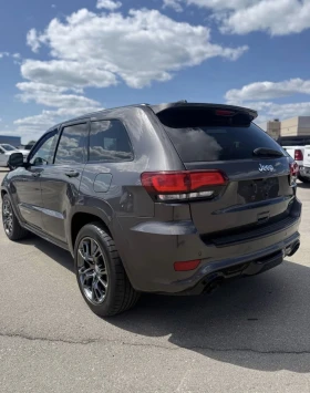 Jeep Grand cherokee SRT 6.4 * AWD * ПАНОРАМА * 8ZF * CARFAX * , снимка 7