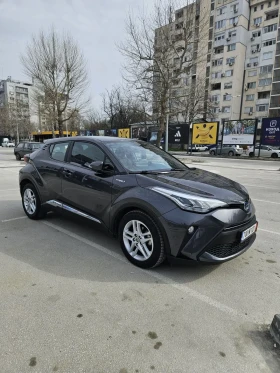 Toyota C-HR Hybrid гаранция като нова камера дисктроник, снимка 1