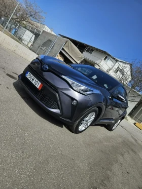 Toyota C-HR Hybrid гаранция като нова камера дисктроник, снимка 17