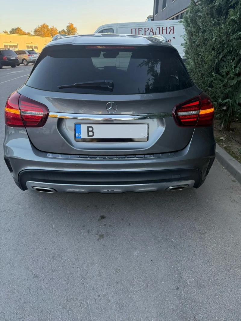 Mercedes-Benz GLA 220, снимка 4 - Автомобили и джипове - 47868478