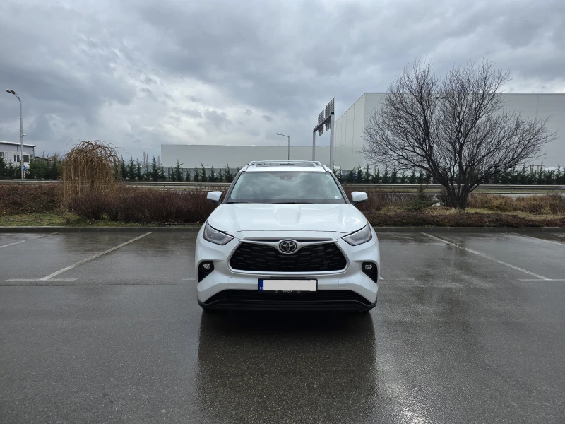 Toyota Highlander XLE AWD V6, снимка 7 - Автомобили и джипове - 49606511