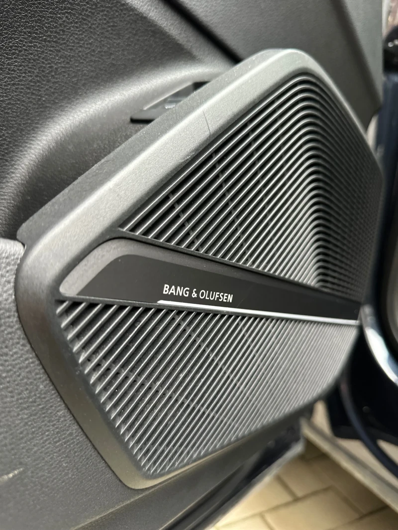 Audi Q5 PRESTIGE 2.0T, снимка 15 - Автомобили и джипове - 52729582