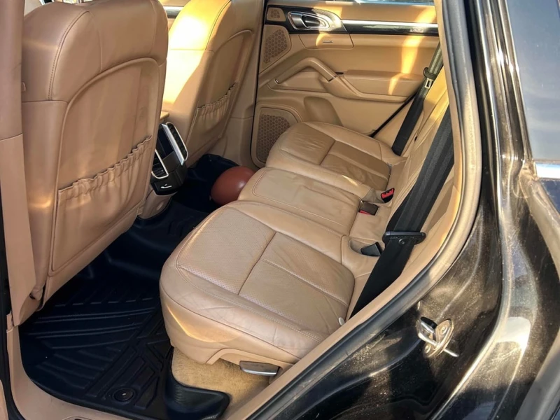 Porsche Cayenne 2011 AWD * БЕЗ ПЪРВОНАЧАЛНА ВНОСКА, снимка 11 - Автомобили и джипове - 53063705