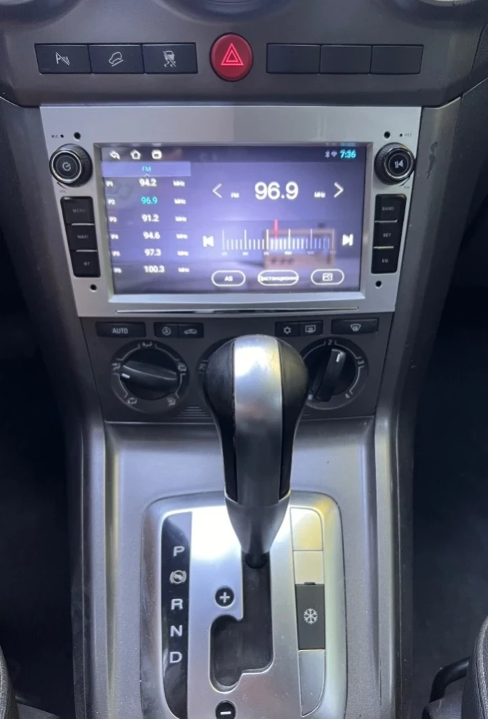 Opel Antara 2.0 CDTI, снимка 11 - Автомобили и джипове - 52440191