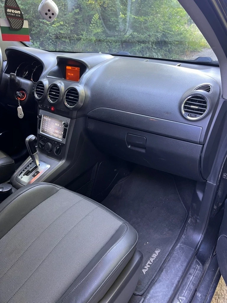 Opel Antara 2.0 CDTI, снимка 8 - Автомобили и джипове - 52440191