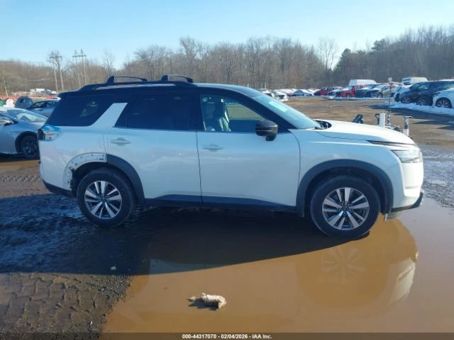 Nissan Pathfinder * 4WD* КОЖА* LED* NAVI* , снимка 11 - Автомобили и джипове - 53599688