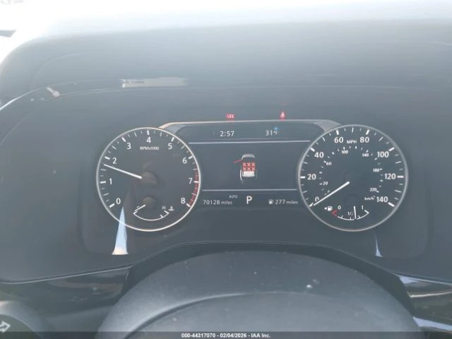 Nissan Pathfinder * 4WD* КОЖА* LED* NAVI* , снимка 7 - Автомобили и джипове - 53599688